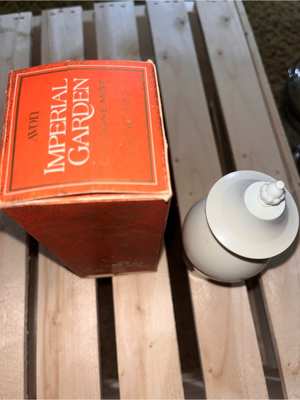 Avon Imperial Garden Orange Box with White Decorative Bottle